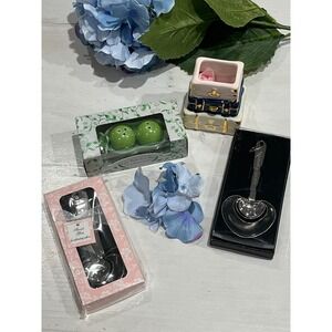 Kate Aspen Set Measuring Spoons, Salt Pepper shakers,‎ Luggage makeup pen holder